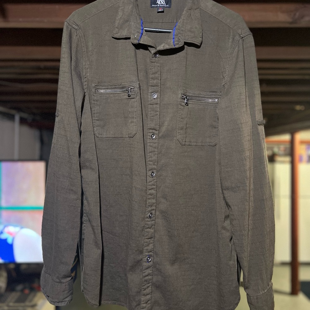 Rock&Republic XL Long Sleeve Button Down Shirt